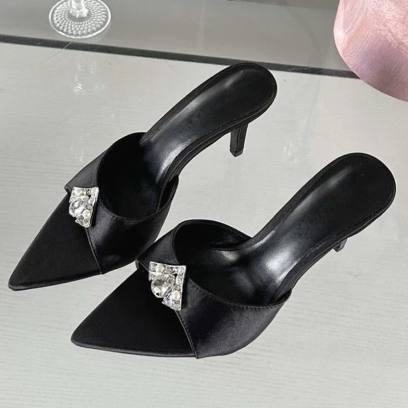 Fashion Diamond Women Slippers 2024 Summer Pointed Toe Ladies Slides Sandals Low Heel Pumps