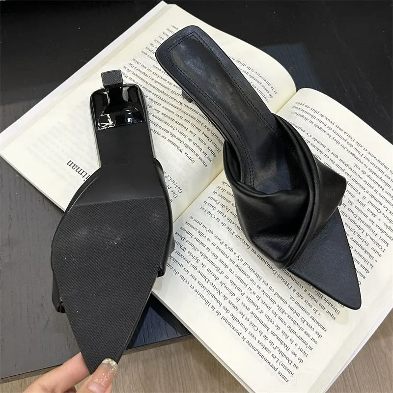 Fashion Design Pleated Pointed Toe Slippers Elegant Thin Summer Slide Shoes Low Heel Pumps