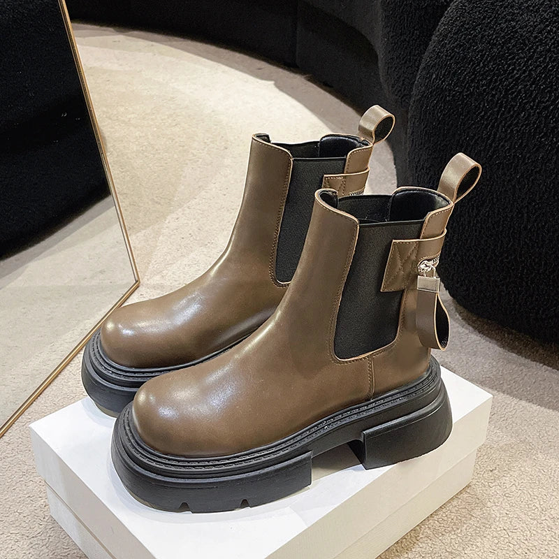 Fashionable Pu Platform Modern Round Toe Stretch Ankle Boot Main image