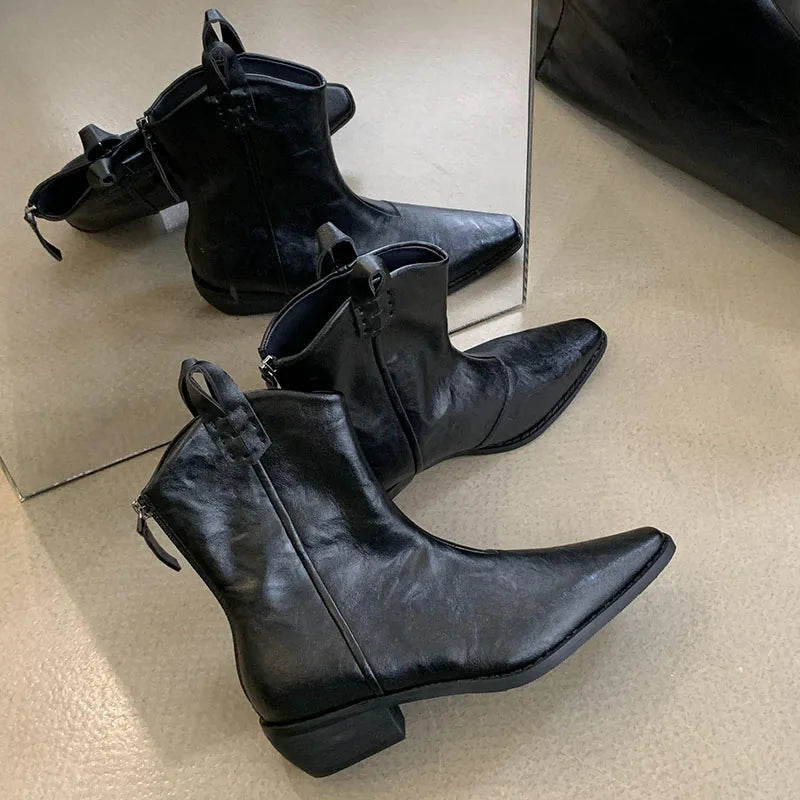 Low Heel Pointed Toe Chelsea Zippered Autumn Ankle Boot Secondary image