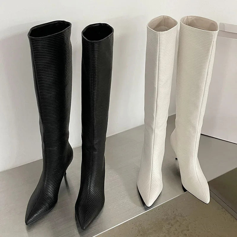 Elegant Fashionable Chic Stylish Trendy Comfortable Pointed Toe Knee High Boots Secondary image