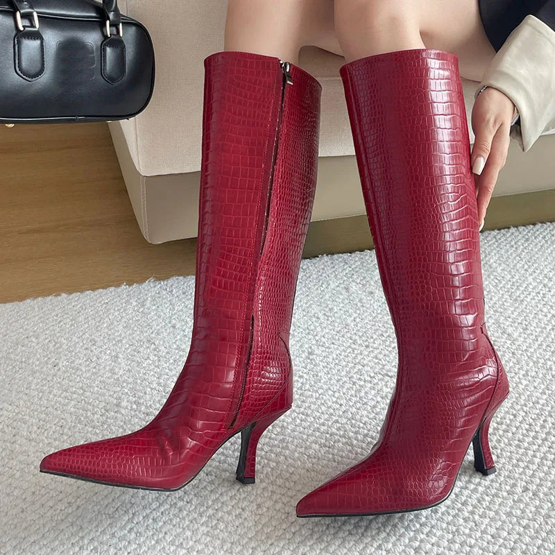 Stylish Elegant Comfortable Trendy Chic Warm Fashionable Big Knee High Boots Main image