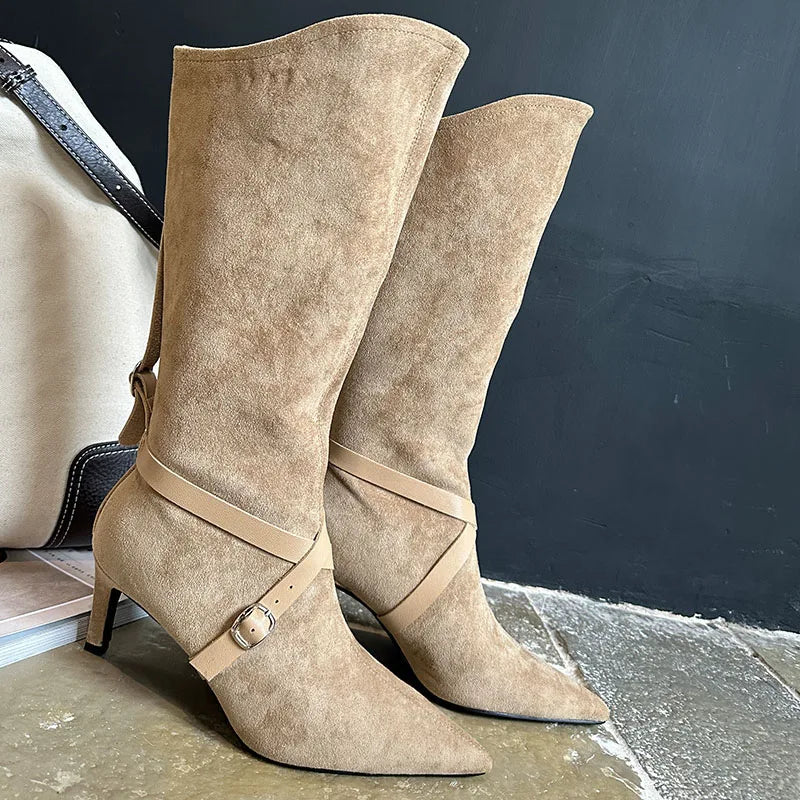 Chic Modern Stylish Comfortable Fashionable Elegant Trendy Knee High Boots Main image