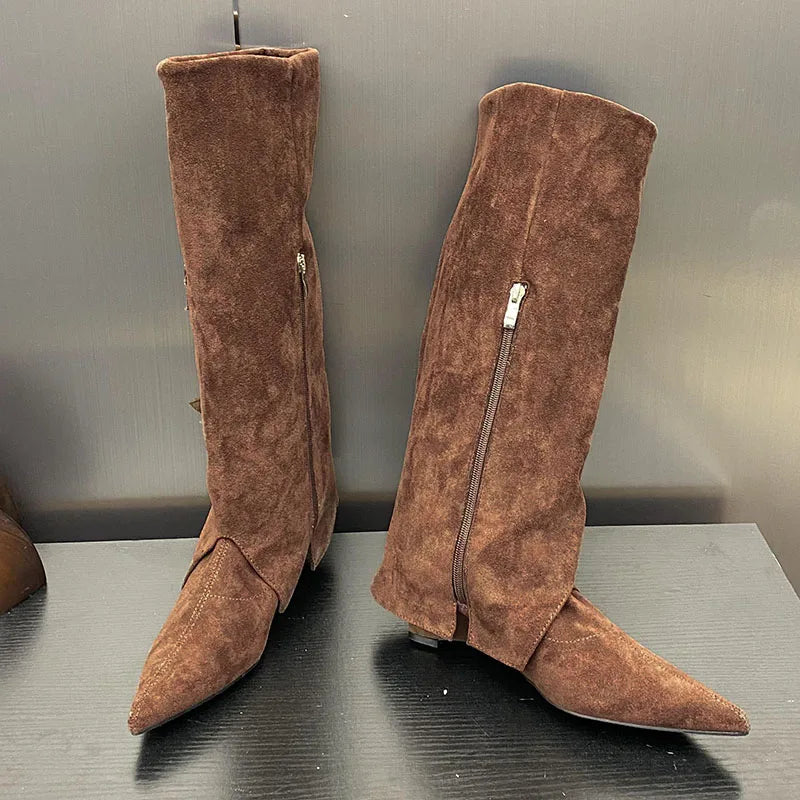 Trendy Stylish Elegant Feminine Comfortable Warm Unique Knee High Boots Secondary image