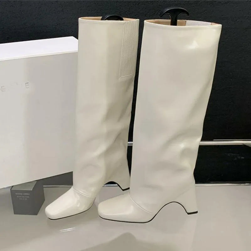Modern Elegant Stylish Comfortable Fashionable Chic Pointed Toe Knee High Boots Main image