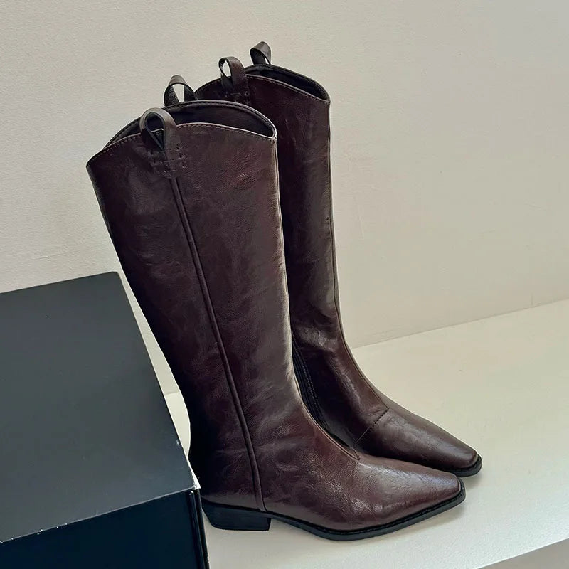 Fashionable Chic Elegant Stylish Comfortable Trendy Pointed Toe Knee High Boots Main image