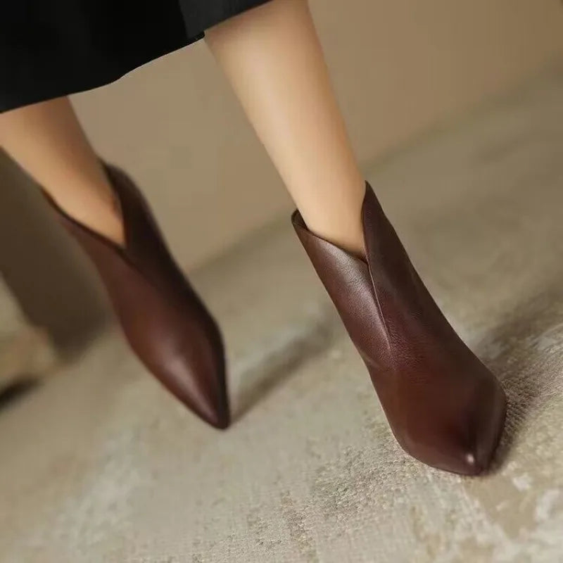 High Quality Commuting Office  Pointed Toe Women's Ankle Boots Fashion Zipper Low Heel Pumps Secondary image
