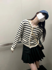 Fashion White Black Striped Knitted Female Winter Short Long Sleeve Cardigan
