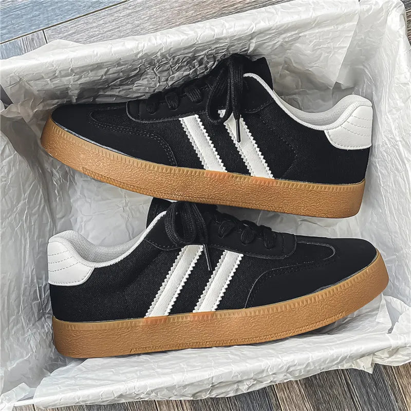 Men's Casual Retro German Training Shoes Lace-up Lightweight Comfortable Sports Flat Shoes Men Skateboard Running Shoes Secondary image