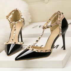 Rivet Pointed Toe Designer Hollow Red Fine High Heel  High Heel