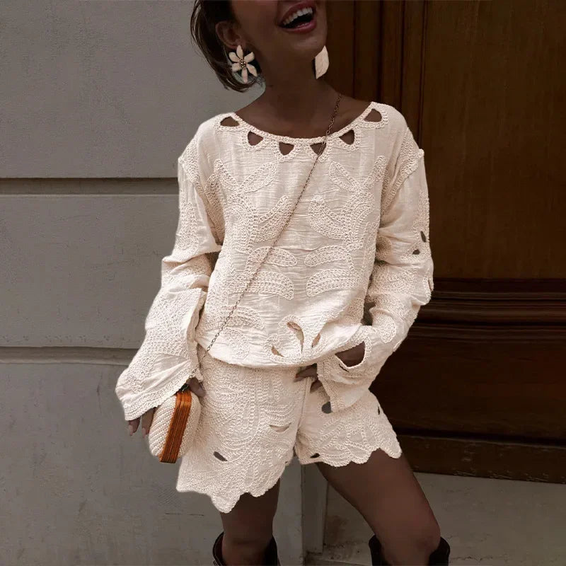 Embroidery Irregular Shorts Knit Set Secondary image