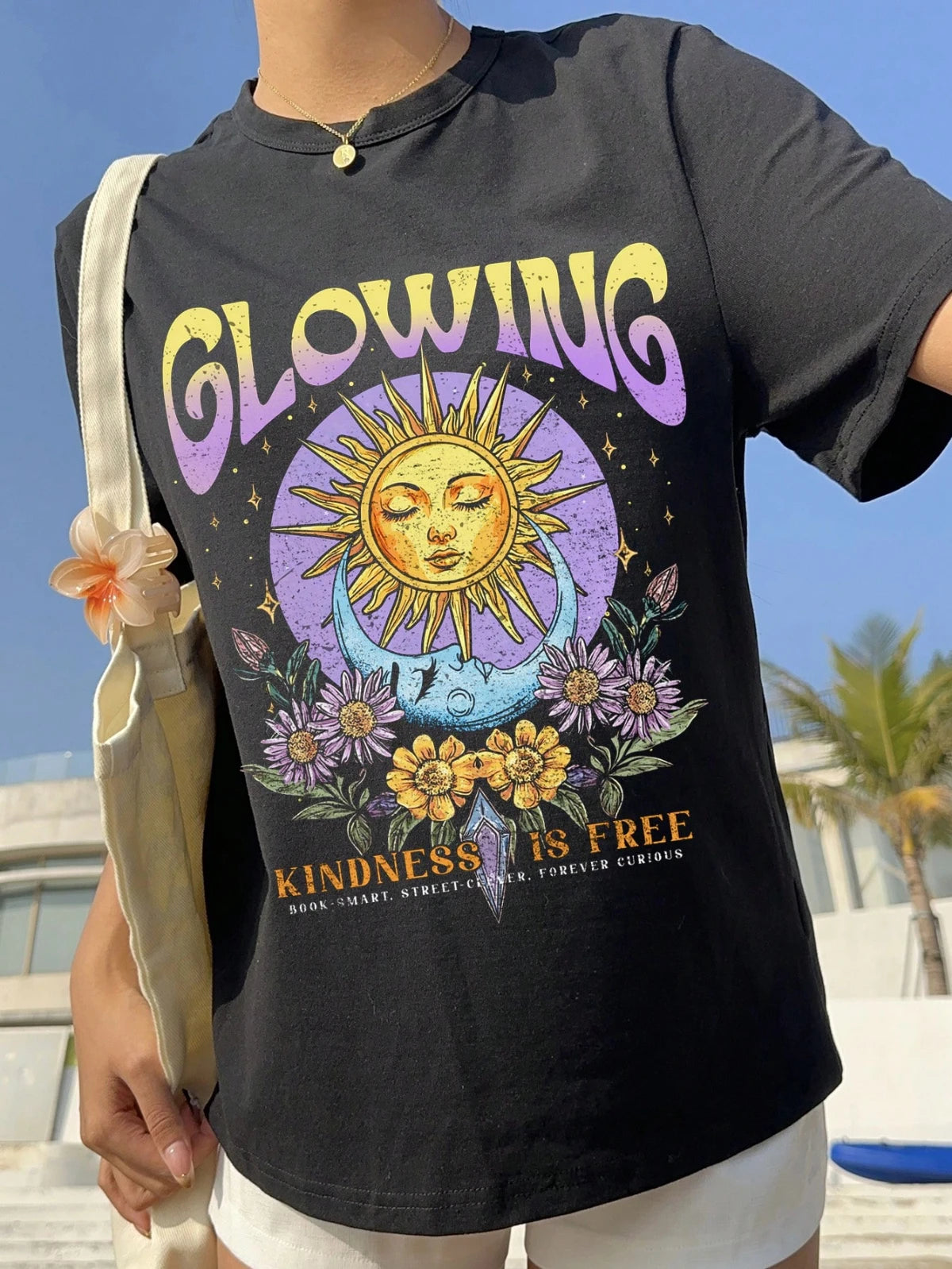 Sun God Print Minimalist T-shirt Main image