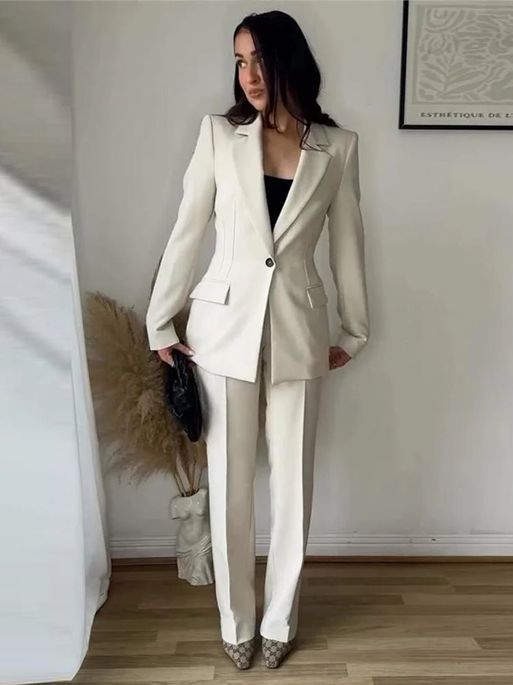 Solid Pocket Flare Pant Suit Secondary image