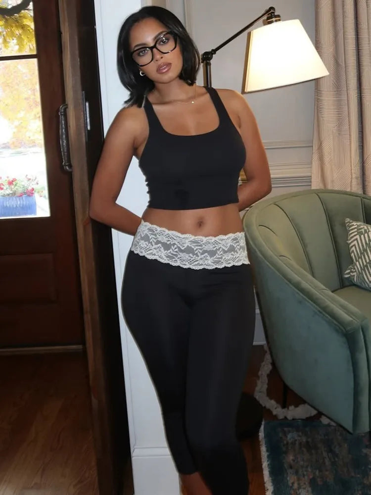 Sleeveless Crop Top Black Two Piece Shorts Set Secondary image