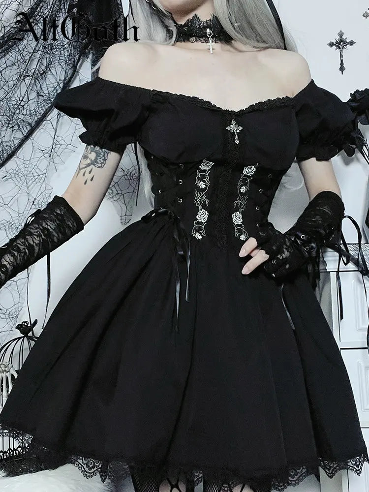 Vintage Gothic Princess Corset Lace Dress Secondary image