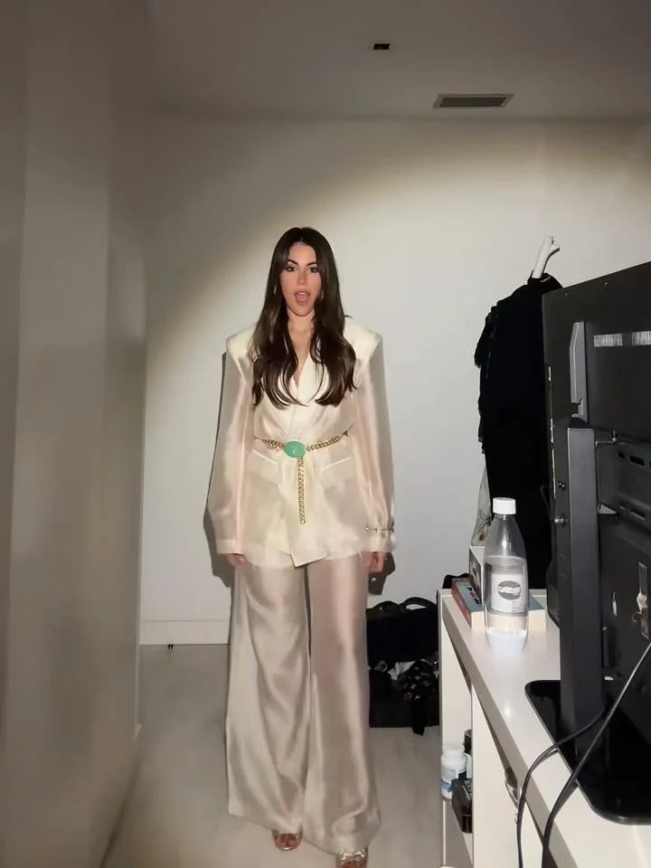 Visible Pocket Long Sleeve Suit Main image