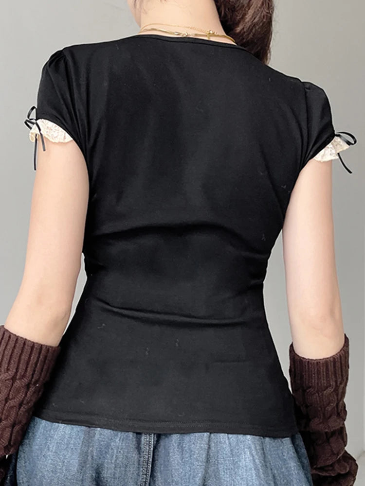 Contrast Lace Patchwork Y2K Black Crop Top Secondary image