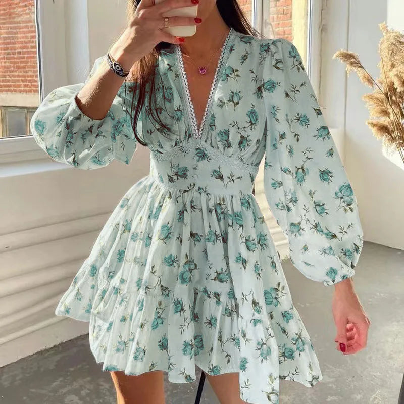 V-neck Lace Edge Midi Floral Dress Secondary image