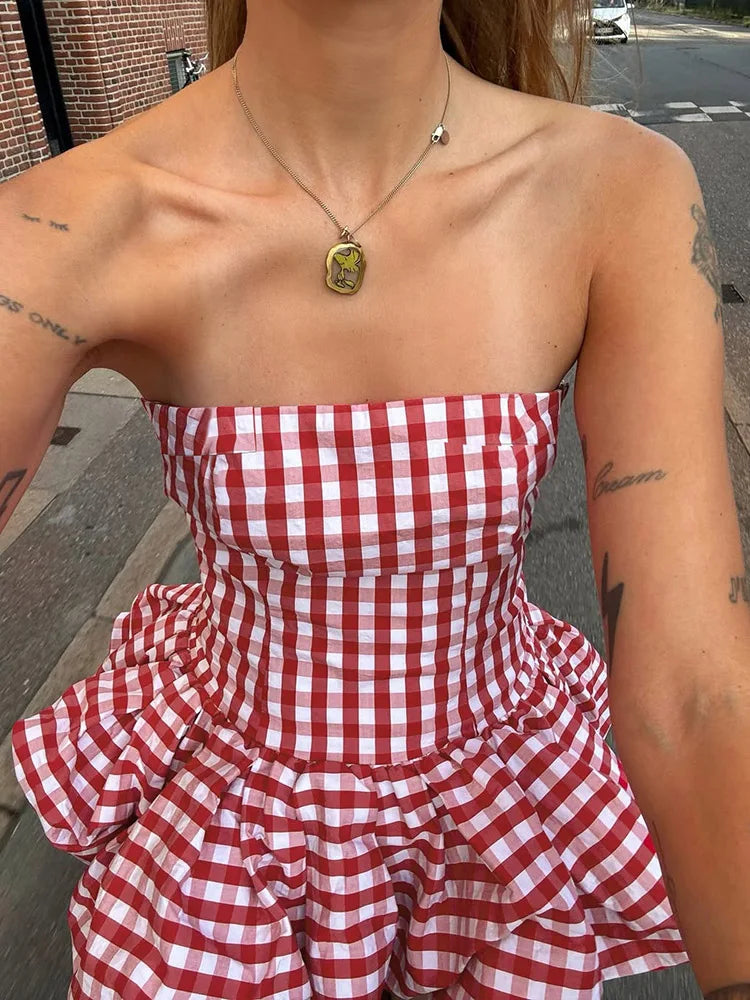 Red Checkered Pleated Fluffy Strapless Main image