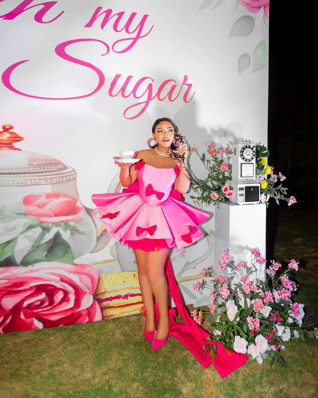 Bow Decor Strapless Mini Party Dress Secondary image