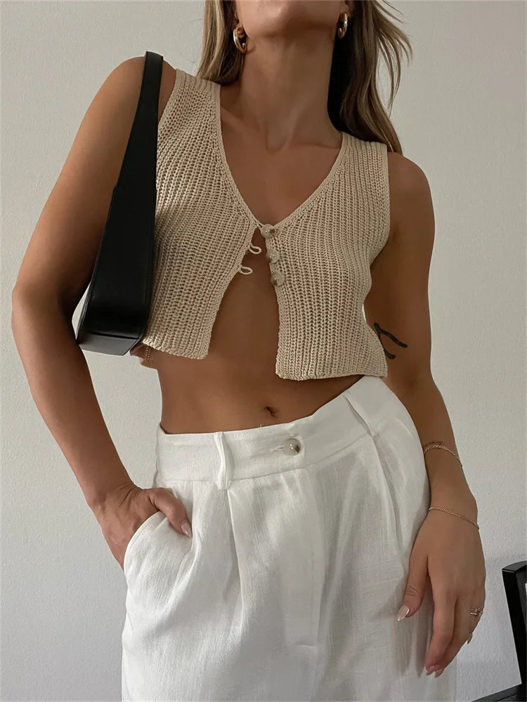 Casual Women Knitted Summer Autumn Streetwear Party Mini Vest Fashion Sleeveless V-Neck Button Up 2024 Crop Top