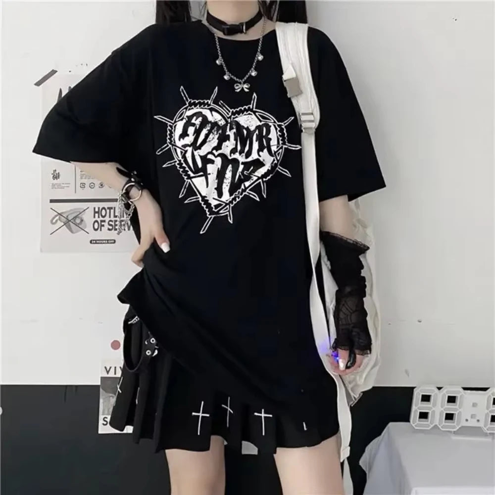 Gothic Vintage Print Black T-shirt Secondary image