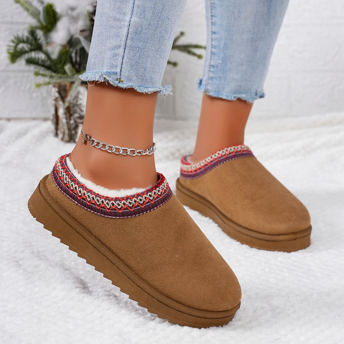 Snow Boots Women Winter New Cashmere Warm Thick Soles Without Heel-covered Hair Half Slipper Cotton Shoes Cashmere Warm Boots Main image