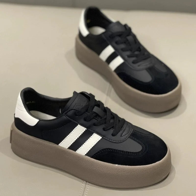 Sports Thick Sole Casual Board Shoes 2024 Cowhide Soft Sole Inside Skateboard Secondary image