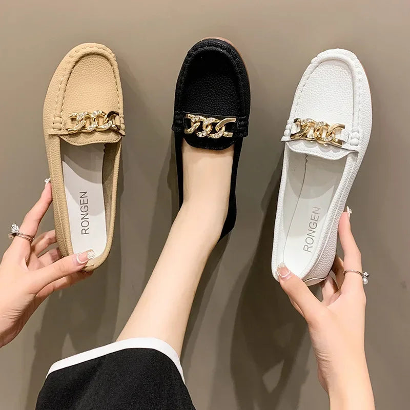 Metal Chain Low Heel Round Head Bean Casual Footwear Mother Lady Loafers Main image