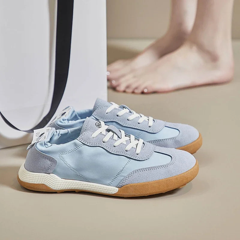 Spring Autumn New Fashion Women's Running Sneakers Flat Breathable Casual Student Female Walking Shoes Light Weight Trainers Main image