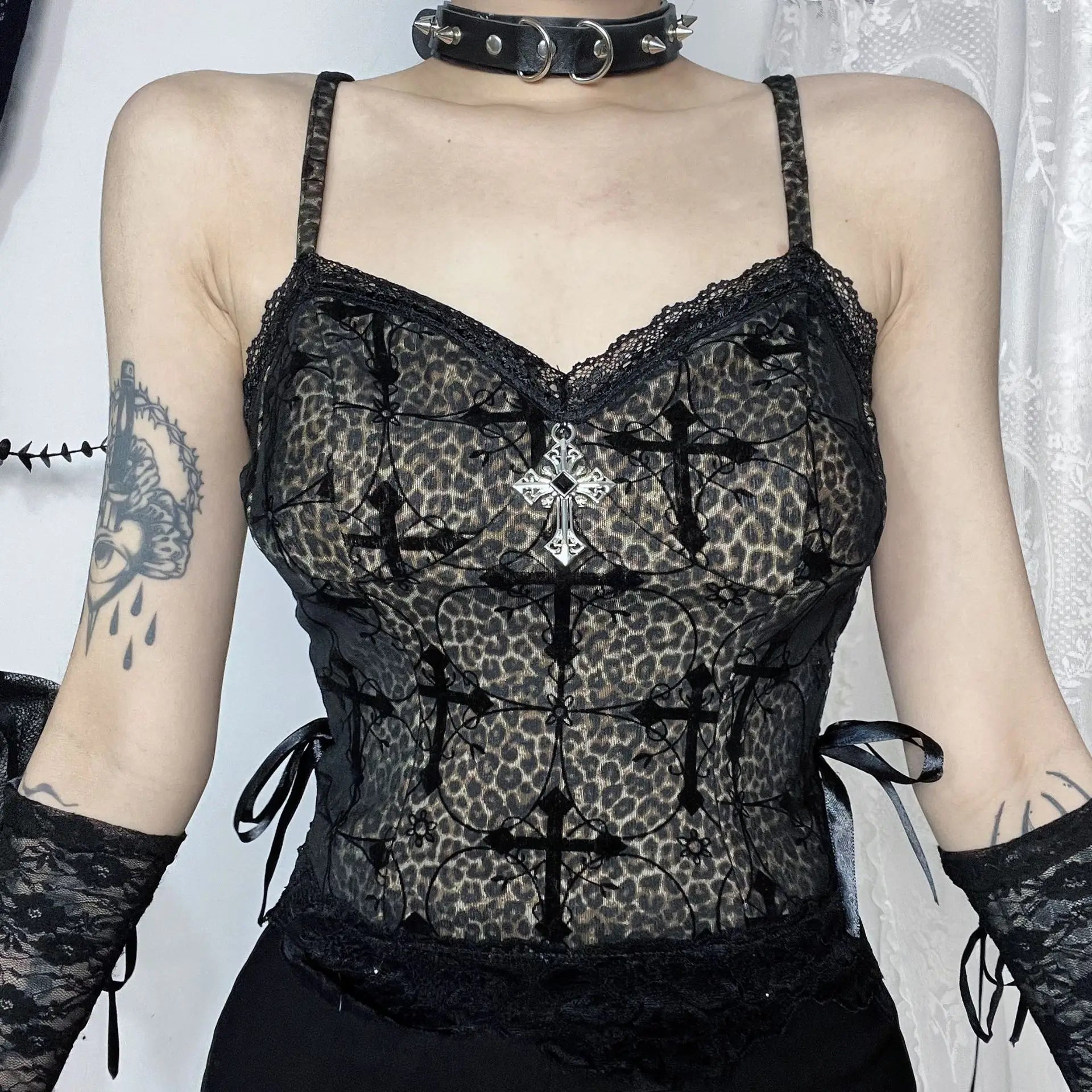 New Arrival Gothic Style Street Spicy Girl Versatile Plush Leopard Print Composite Strap Crop Top Main image