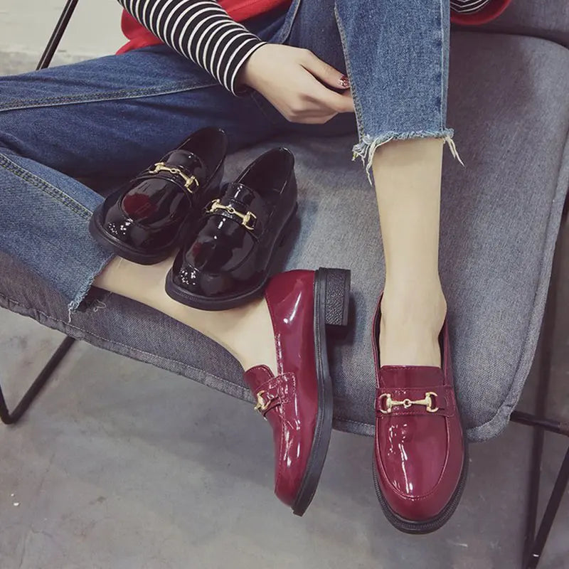 British Style Retro Patent Leather Buckle Fashion Solid Hedging Flats Loafers Secondary image