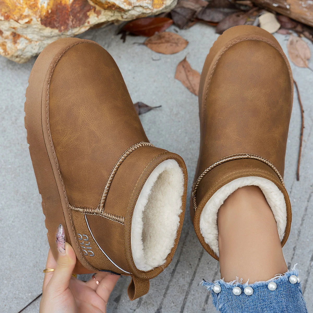 Women Boots Winter Short Plush Warm Snow Boots Women Casual Flat Shoes Women New Comfortable Chelsea Ankle Boots Botas De Mujer Secondary image