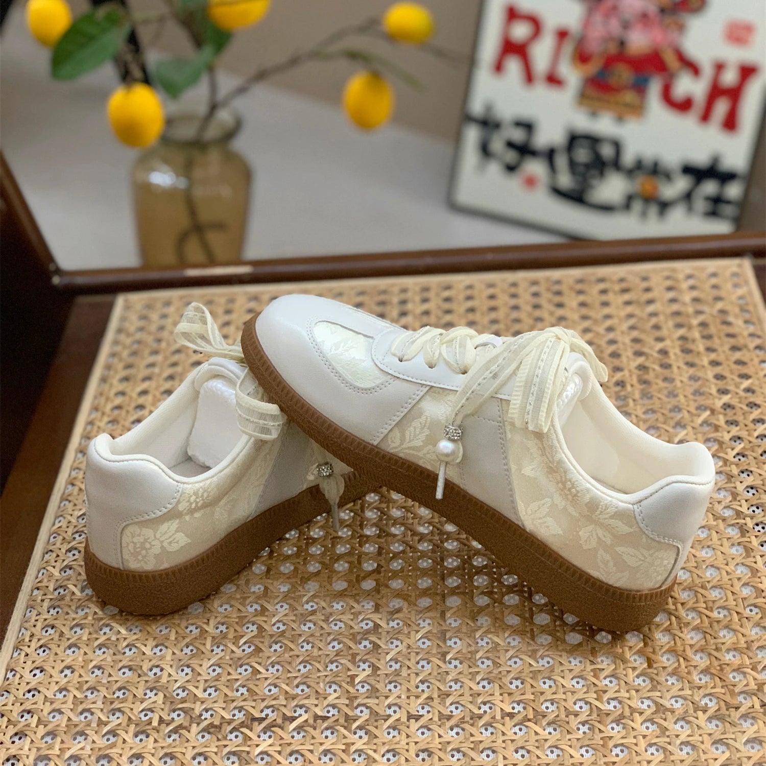 Women Casual Jogging Sneakers Youth Girls Silver Lace-Up Outdoor Athletic Trainers Low Heels Breath Tennis Flats Walking Shoes Main image