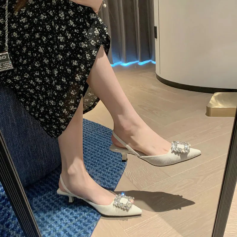 Trendy Elegant Stylish Comfortable Chic Fashionable Low Heel Pumps Main image