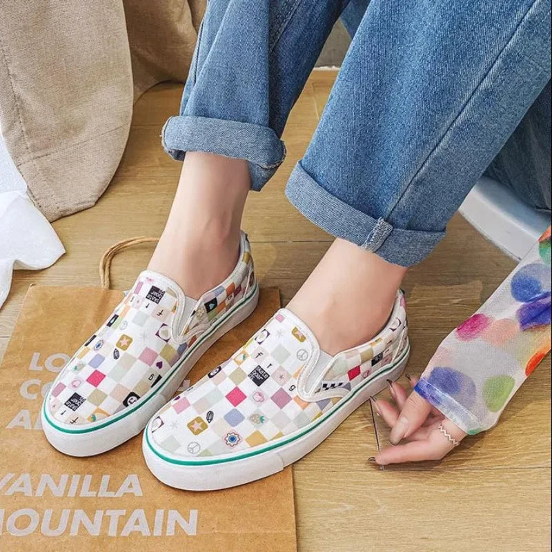 Womens Canvas Shoes Multicolor Checkerboard Design Men Slip-On Footwear Girls Flats Couple Summer Fashion Sneakers Size 35-44 Main image