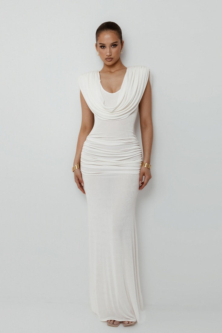 Elegant Solid Fitted Reception Dress Main image