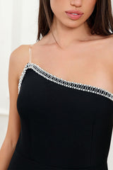 Elegant Sleeveless Crystal Embellished Formal Dress