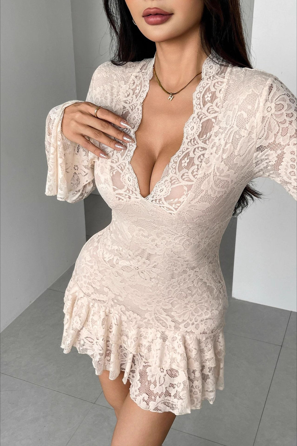V Neck Ruffled Lace Dress