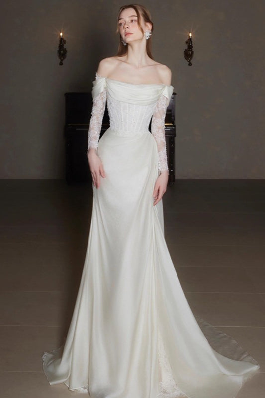 Elegant Off Shoulder Lace Wedding Dress Main image