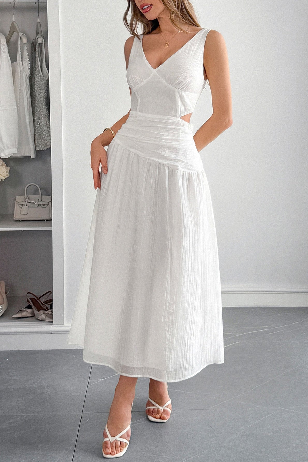 Chic Deep V Waist Work Dress Secondary image