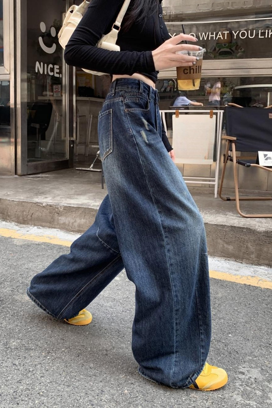 Washed Wide Leg Vintage Jeans Secondary image