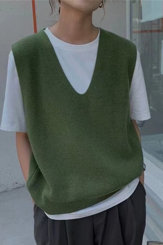 Fashionable Sleeveless Knit Sweater Secondary image