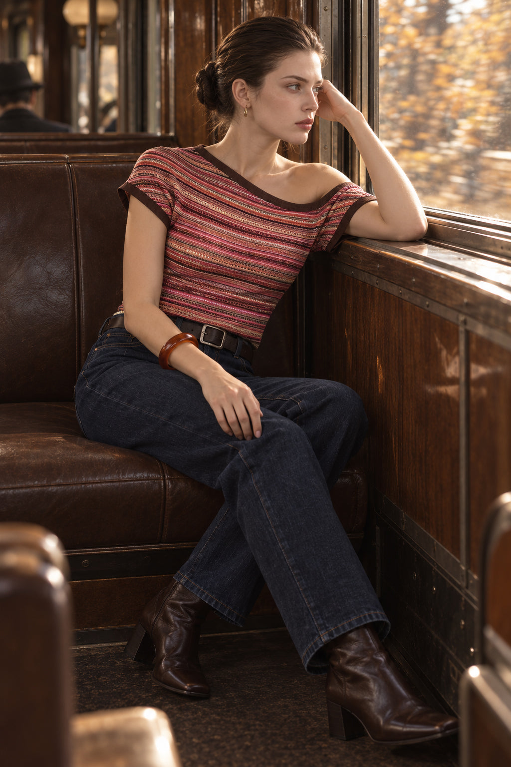 Vintage Color Knit Slim Striped Blouse Secondary image
