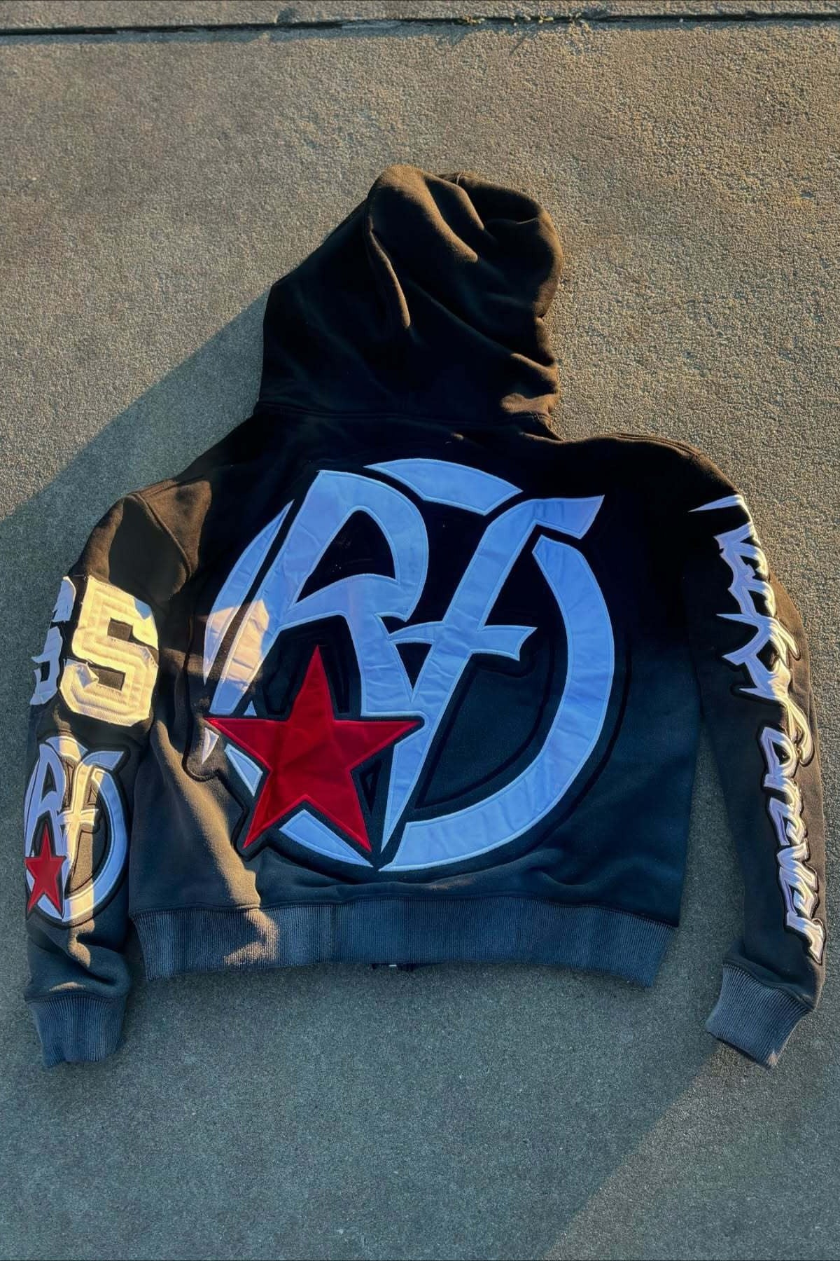 Racing Patch Graphic Cropped Zip Hoodie