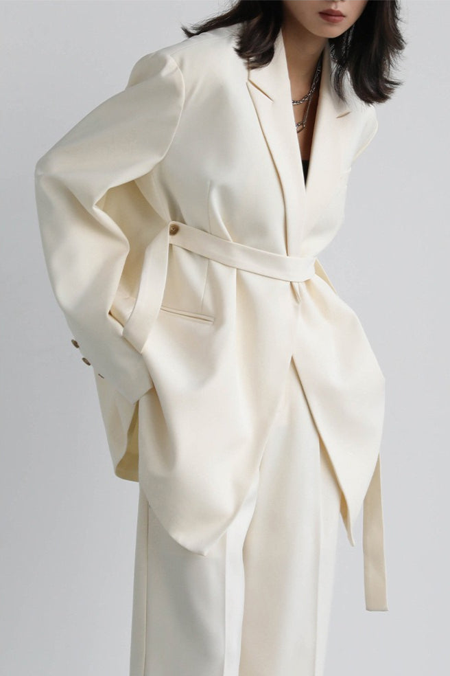 Deconstructed Wide Lapel Draped Blazer Secondary image