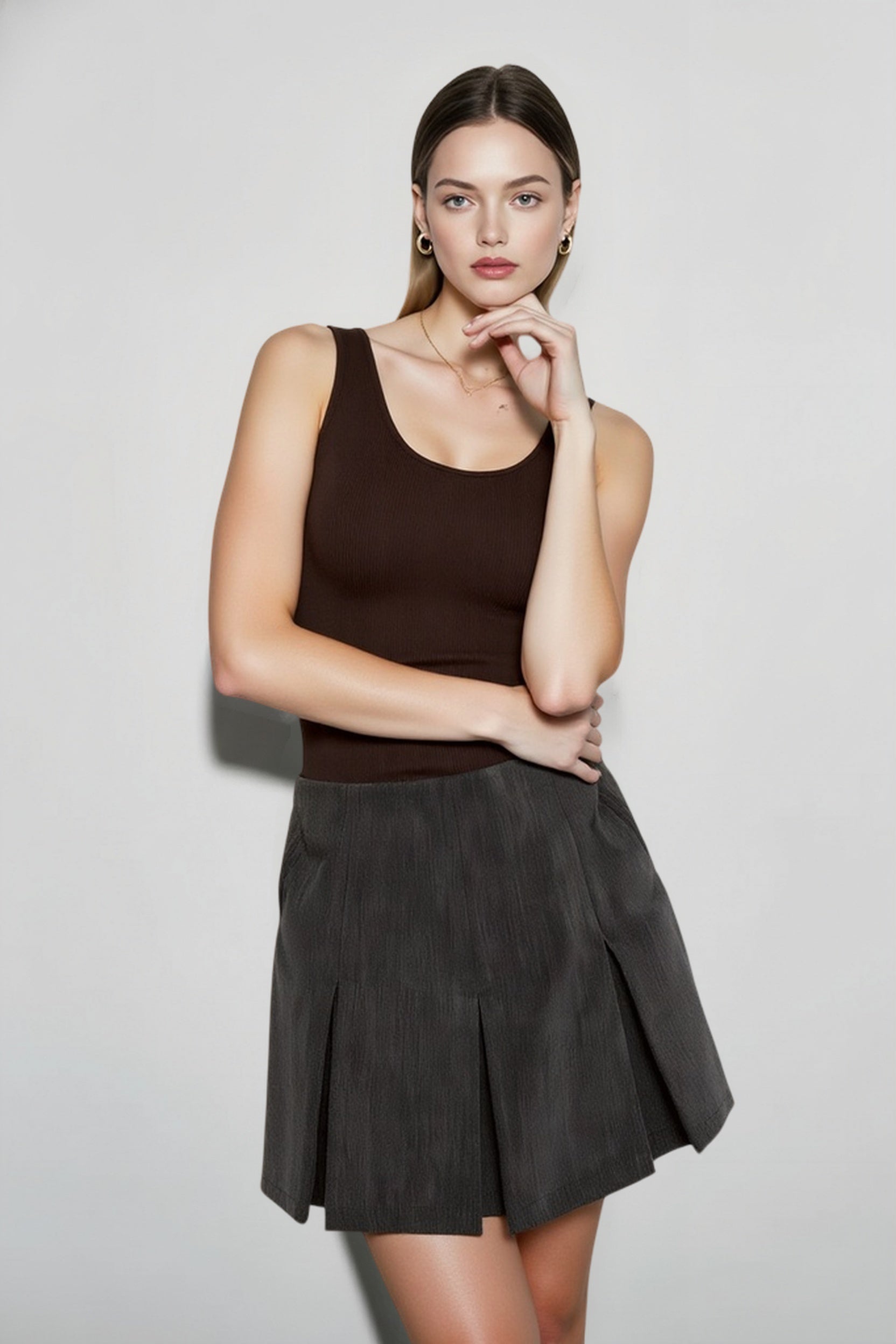 Casual Pleated Graceful Hem Mini Skort Secondary image