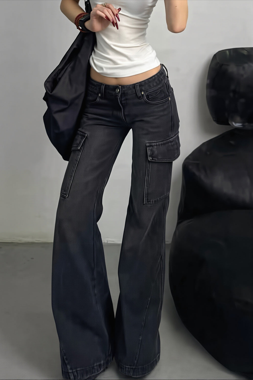 Low Rise Pocketed Black Cargo Flare Jeans