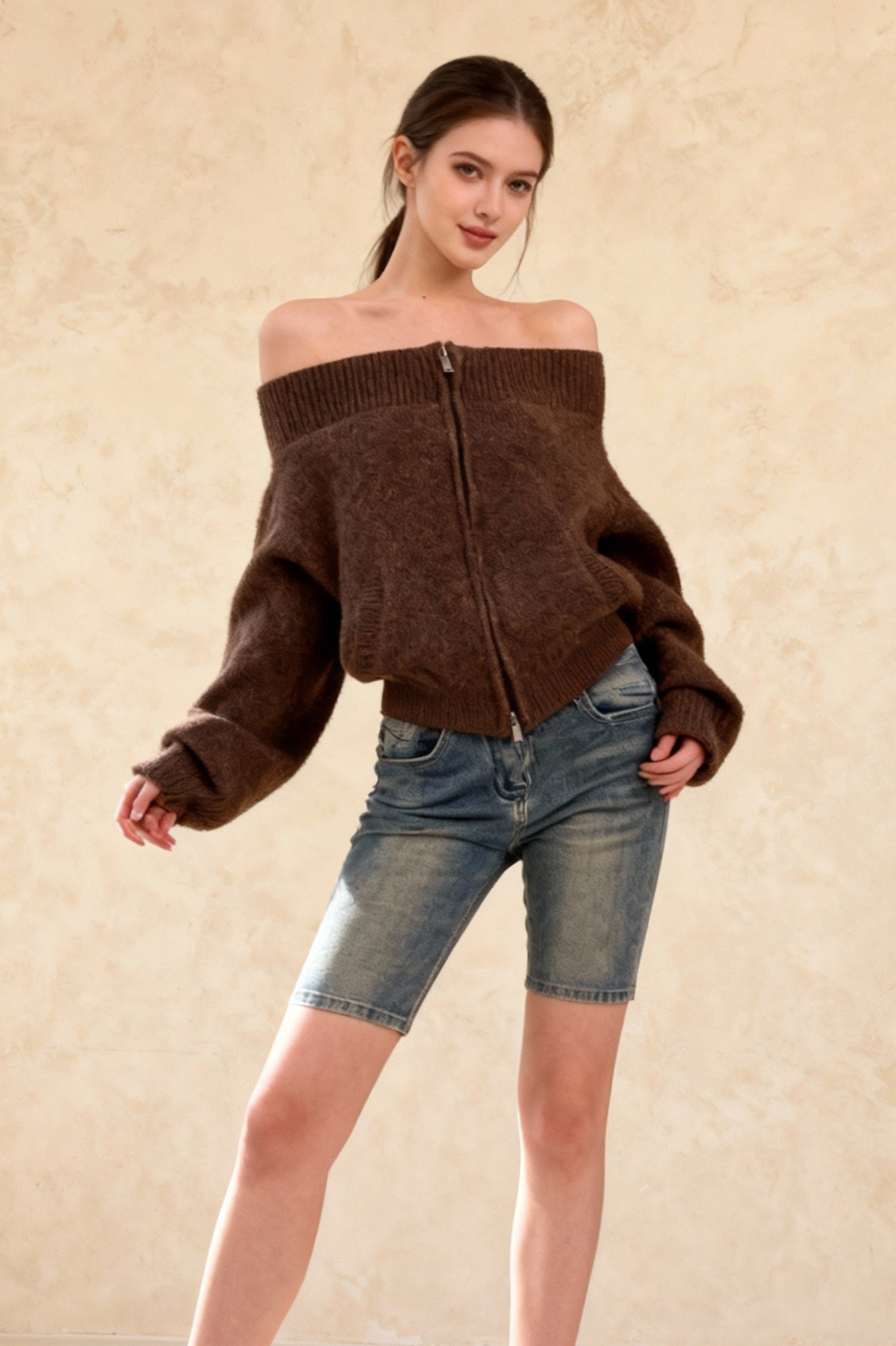 Retro Zip Off-Shoulder Slim-Fit One-Size Knit Cardigan Main image