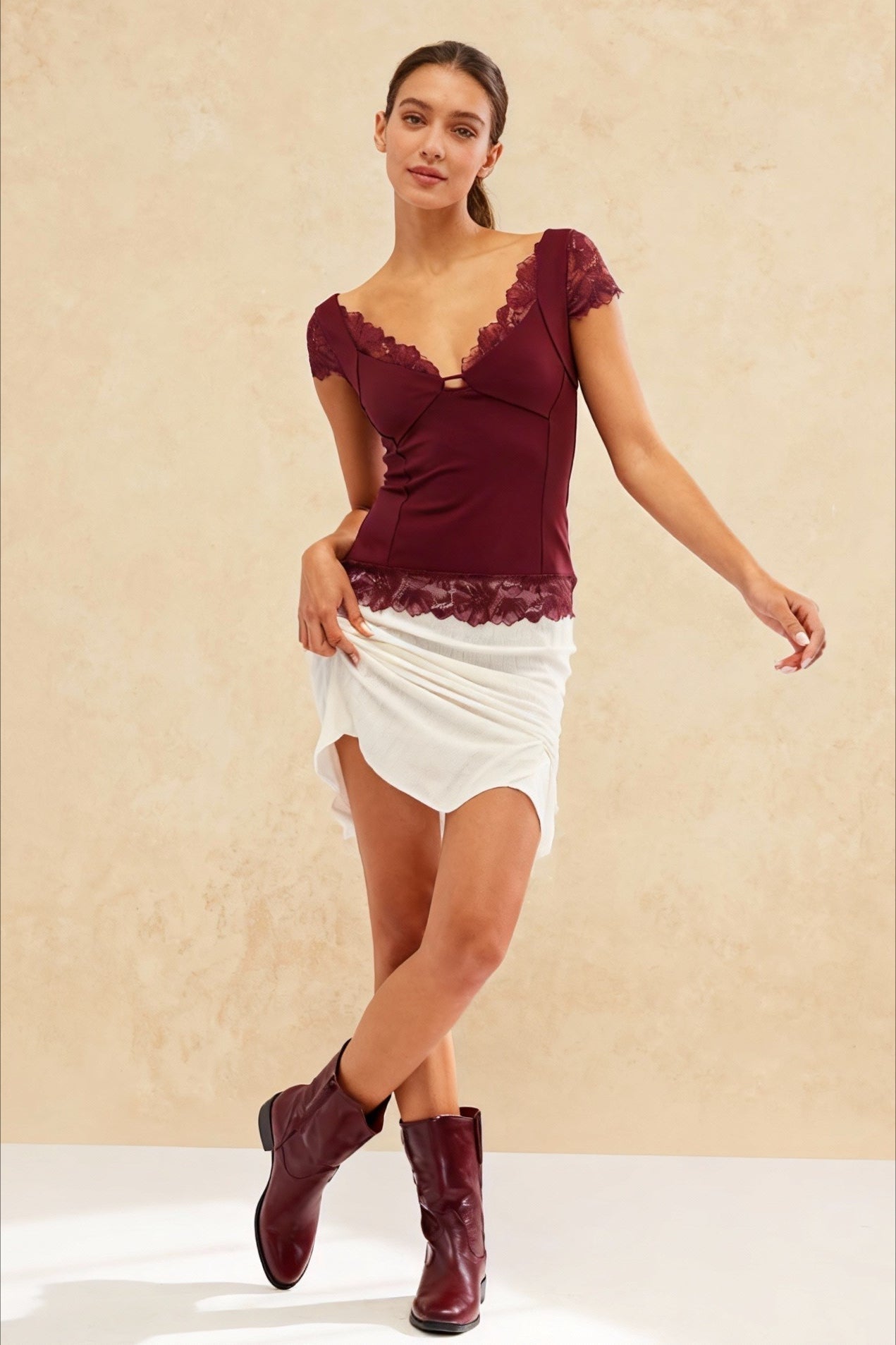 Vintage T-shirts V Neck Short Sleeve Backless Lace Patchwork Summer Party Slim Fit Tees Streetwear 2024 Crop Top Main image